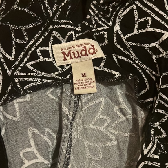 Black and white overalls - Picture 6 of 7